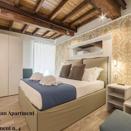 Apartment Cs Exclusive Campo De Fiori Palace *