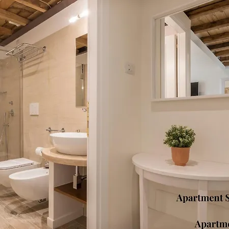 Appartement Cs Exclusive Campo De Fiori Palace *