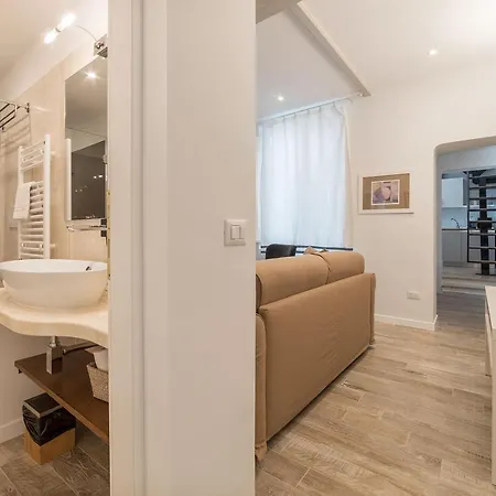 Cs Exclusive Campo De Fiori Palace Apartment *
