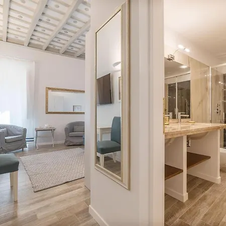 Cs Exclusive Campo De Fiori Palace Apartment *